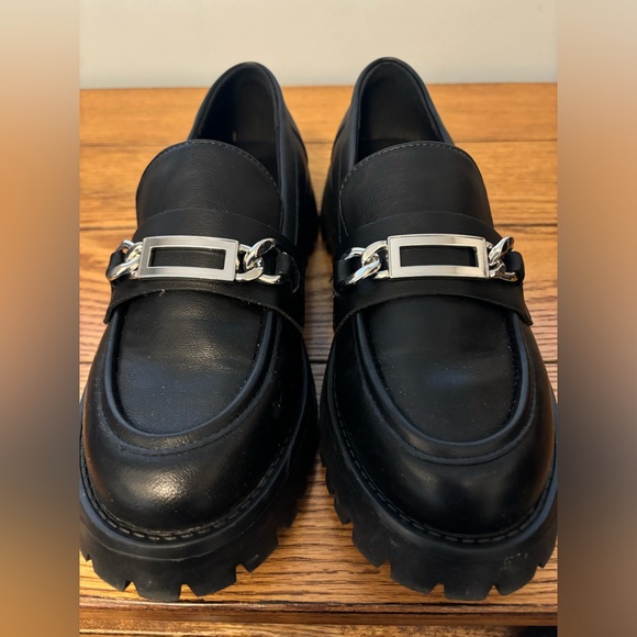 Black flats/loafers, Size 8.5, Call It Spring, Like New - Picture 1 of 4